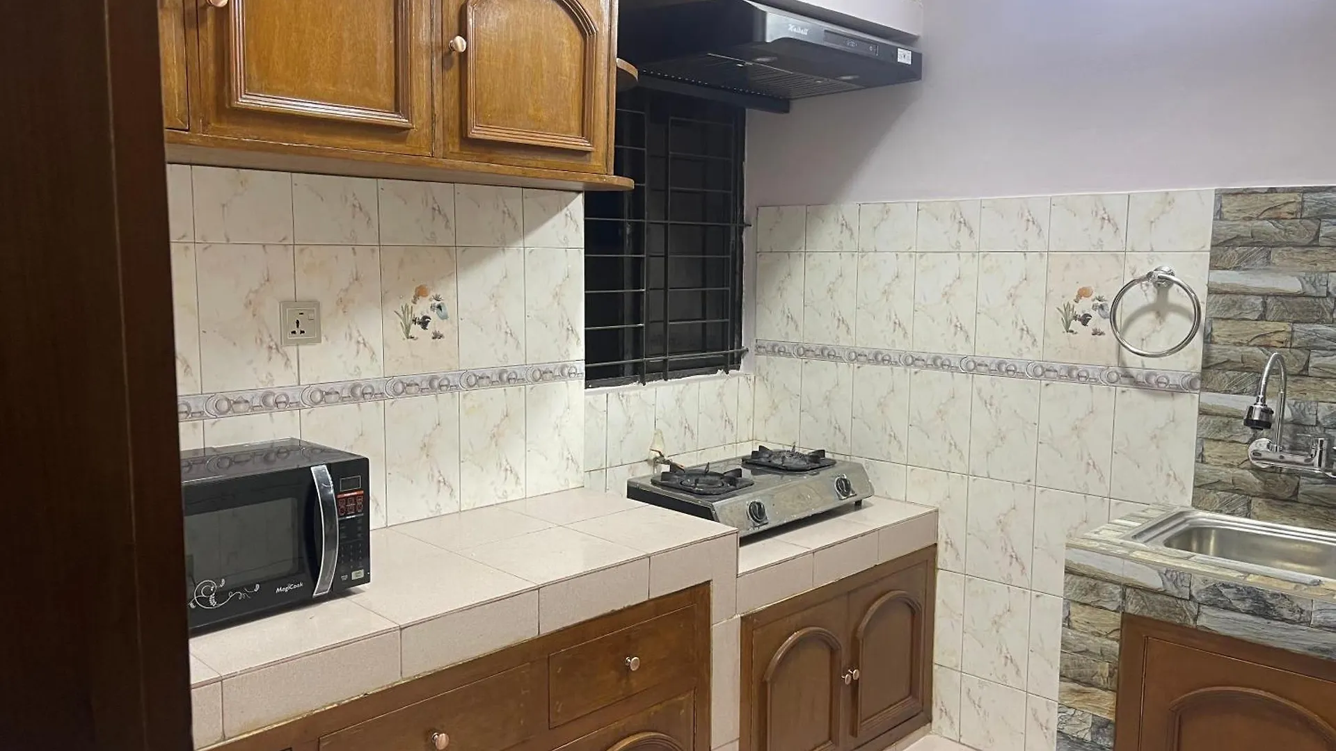 Uttara Luxury Apartment Near Airport & Metro Дакка