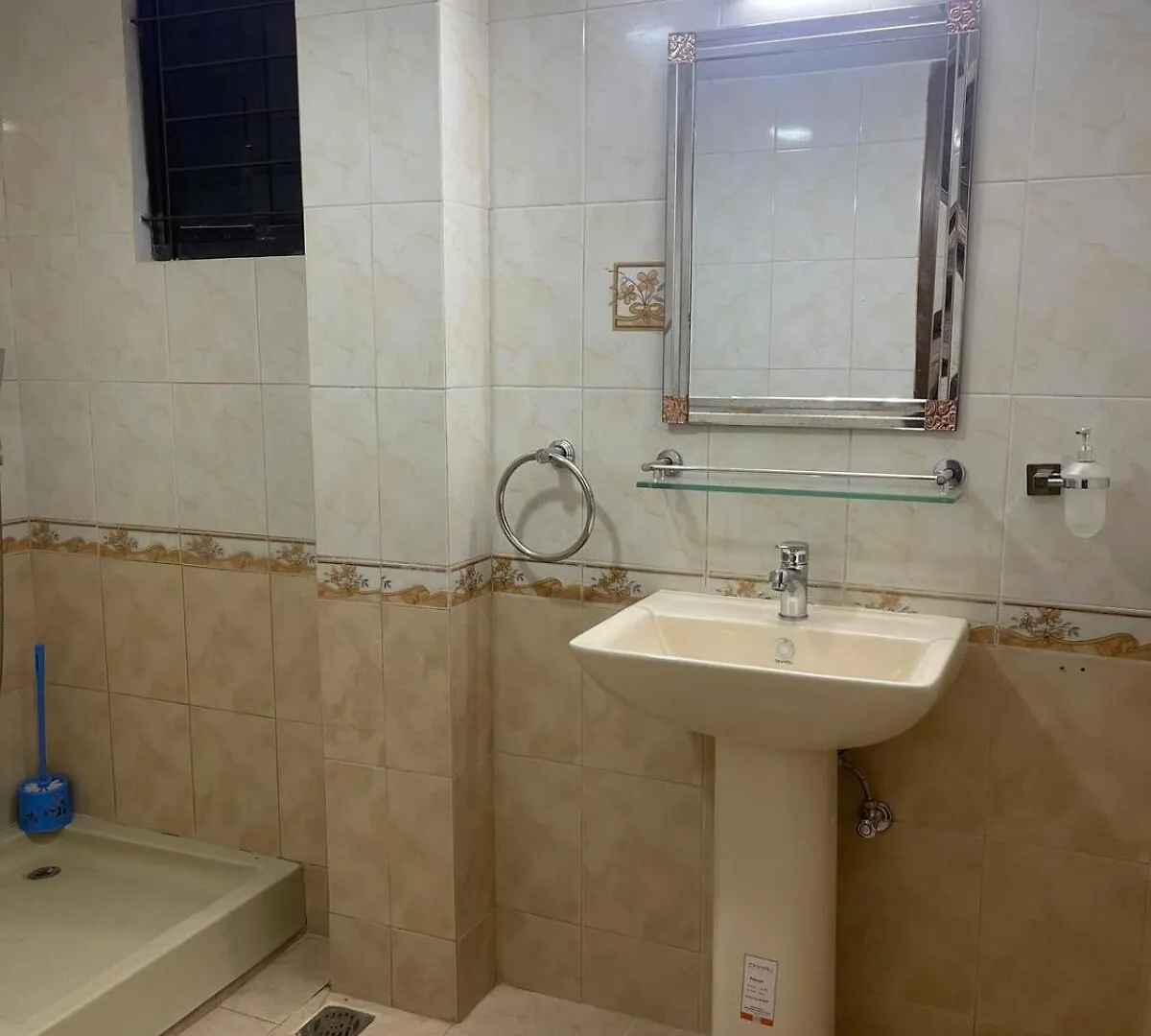 Uttara Luxury Apartment Near Airport & Metro Дакка