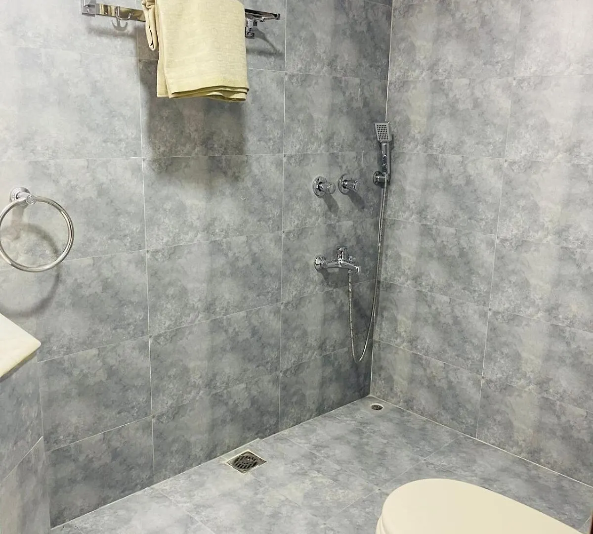 Uttara Luxury Apartment Near Airport & Metro Дакка